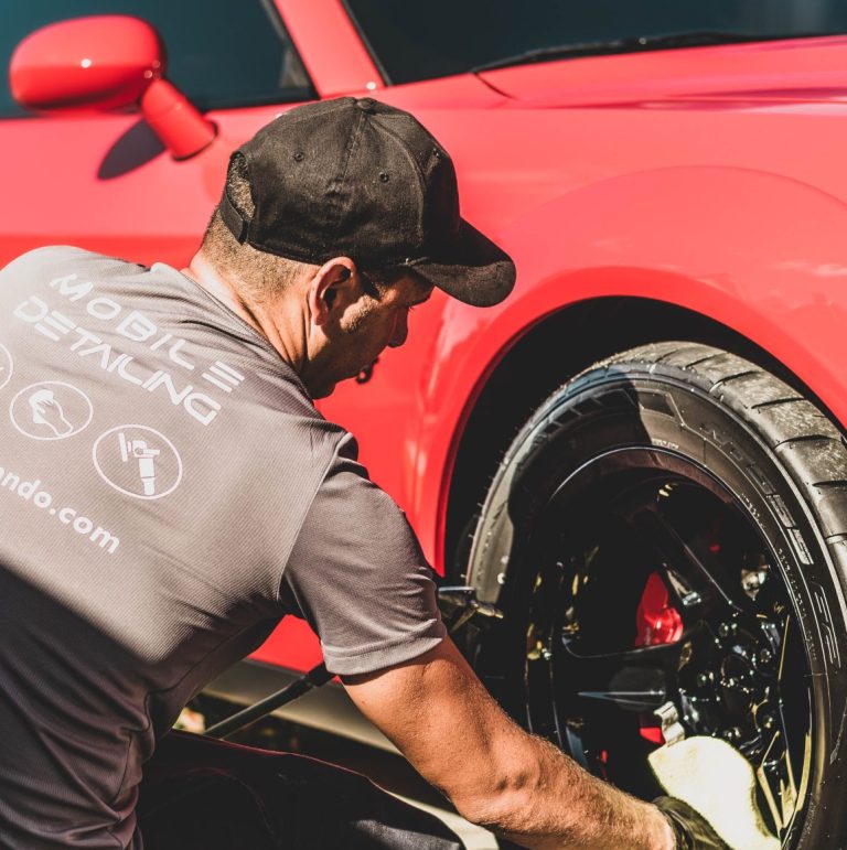 Wheel mobile detailing